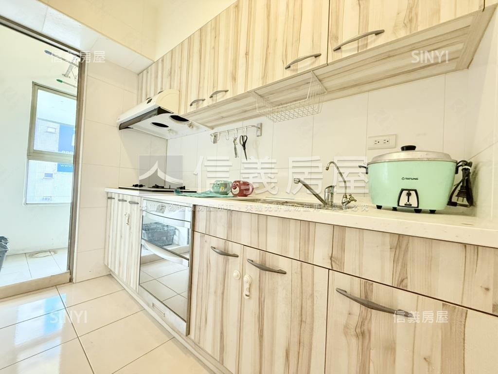 近奇美歐帝稀有三房平車房屋室內格局與周邊環境