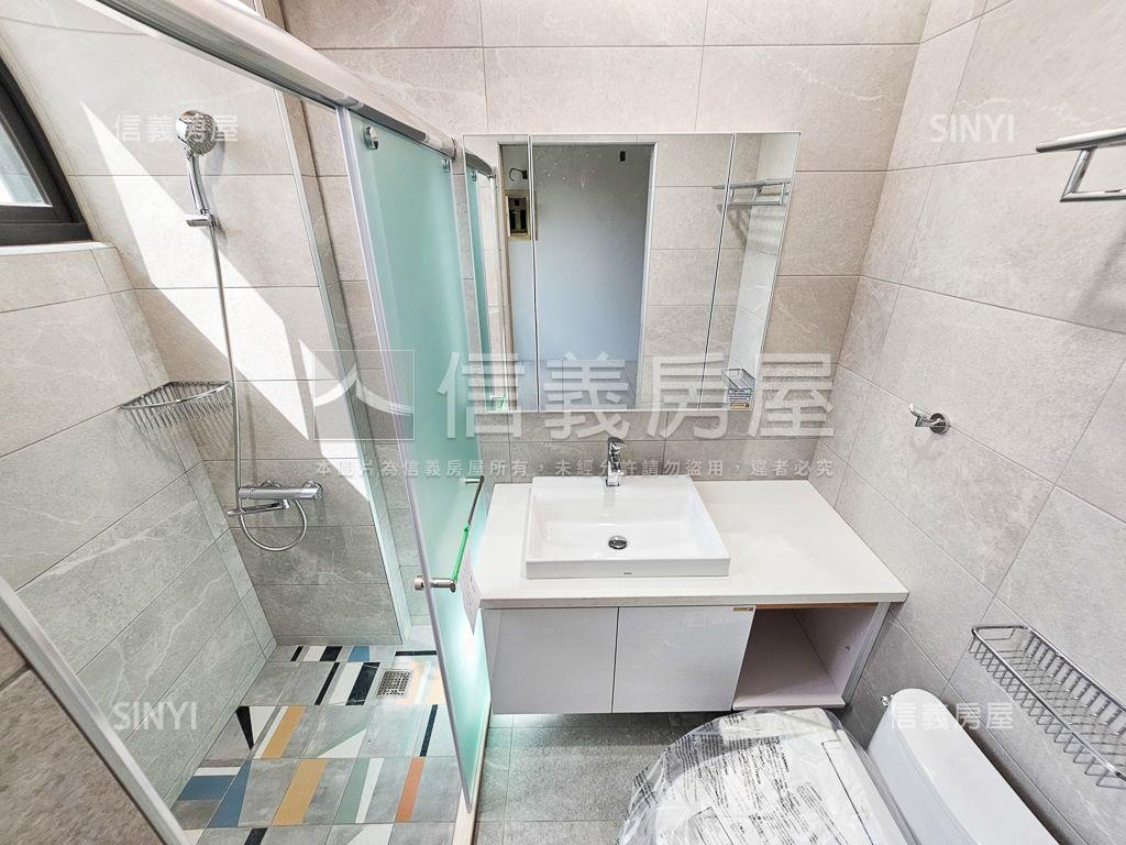 新屋市區全新電梯別墅房屋室內格局與周邊環境