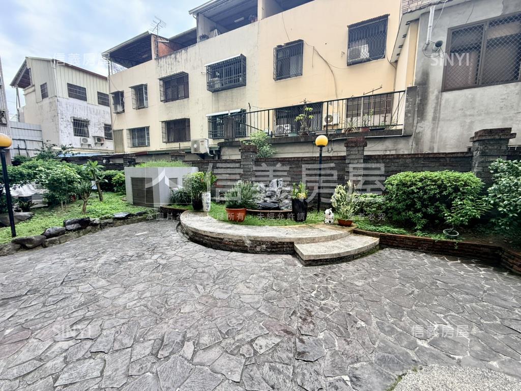 大里精華商圈全新整理兩房房屋室內格局與周邊環境