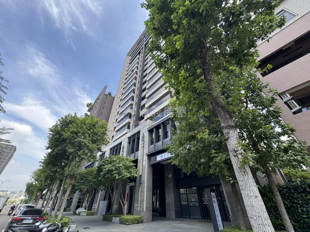 登陽廊香＊視野四房雙平車房屋室內格局與周邊環境