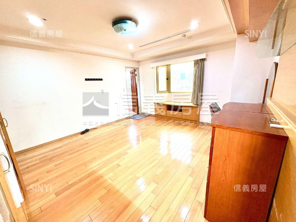 大昌建設至善珍寶稀有大戶房屋室內格局與周邊環境