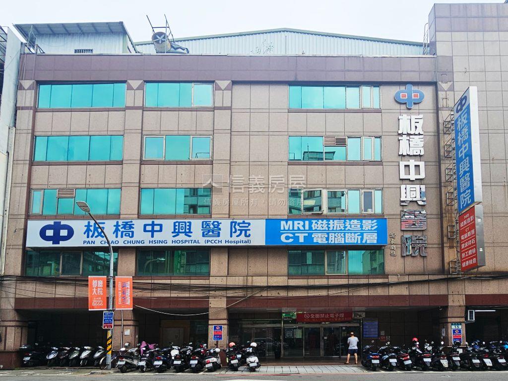 忠孝路置產稀有透天房屋室內格局與周邊環境