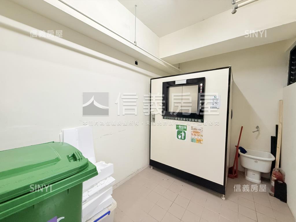 銳揚新樂活２＋１充電平車房屋室內格局與周邊環境