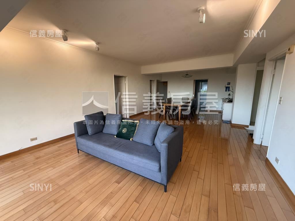 台北１０１豪華景觀大戶房屋室內格局與周邊環境