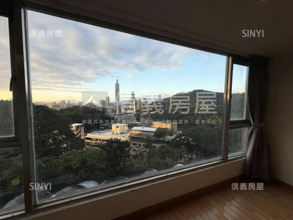 台北１０１豪華景觀大戶房屋室內格局與周邊環境