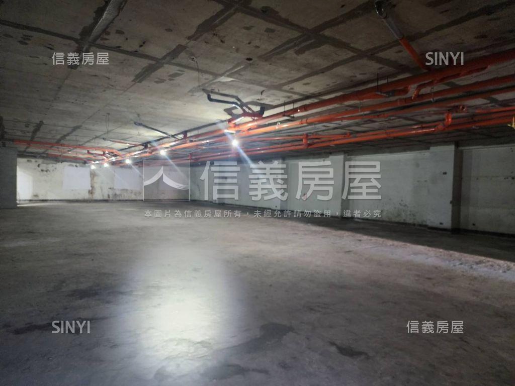 中壢車站☆市中心商業店面房屋室內格局與周邊環境