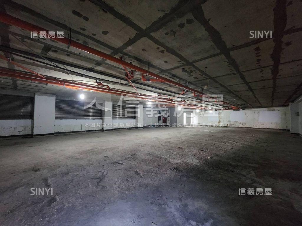 中壢車站☆市中心商業店面房屋室內格局與周邊環境