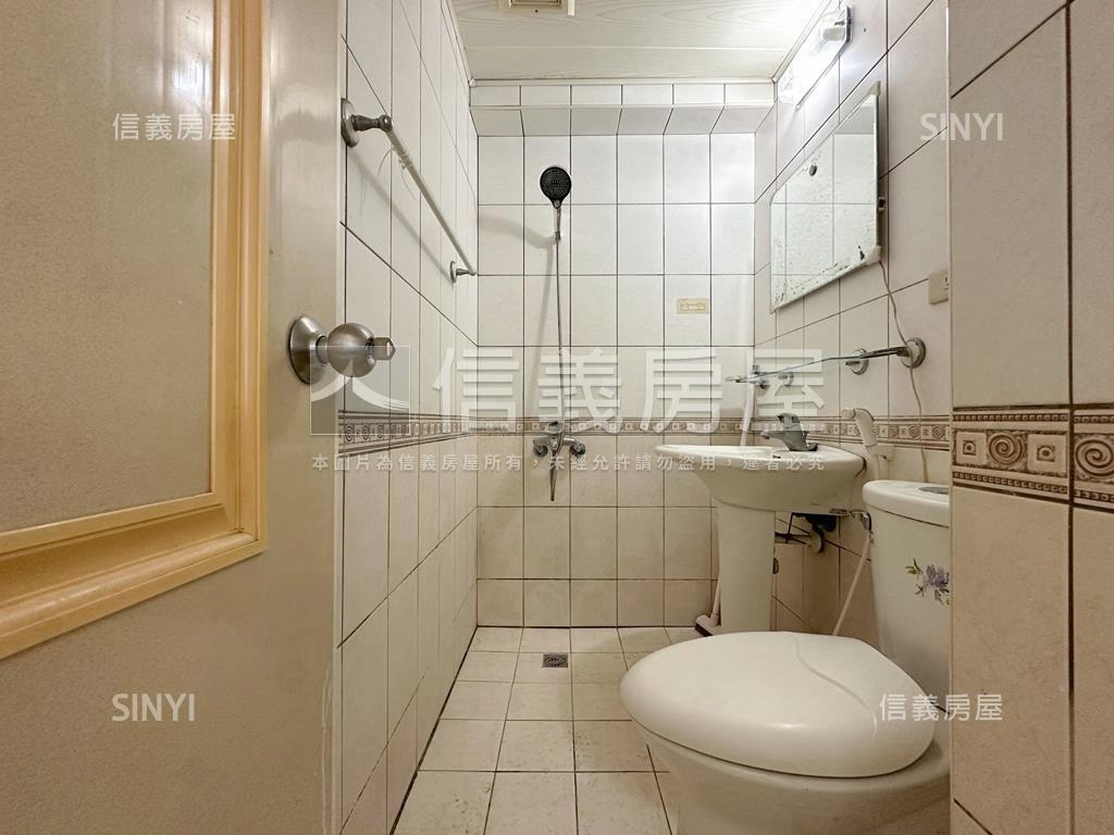 家賀陽台進出景觀美三房房屋室內格局與周邊環境