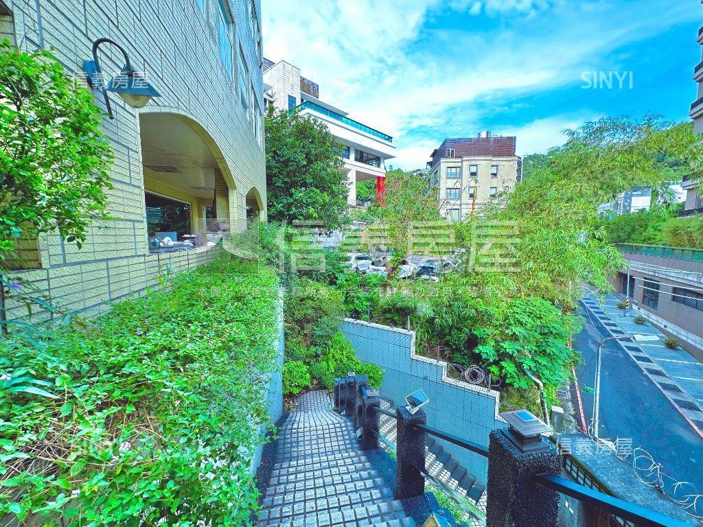 幽雅路獨棟電梯房屋室內格局與周邊環境