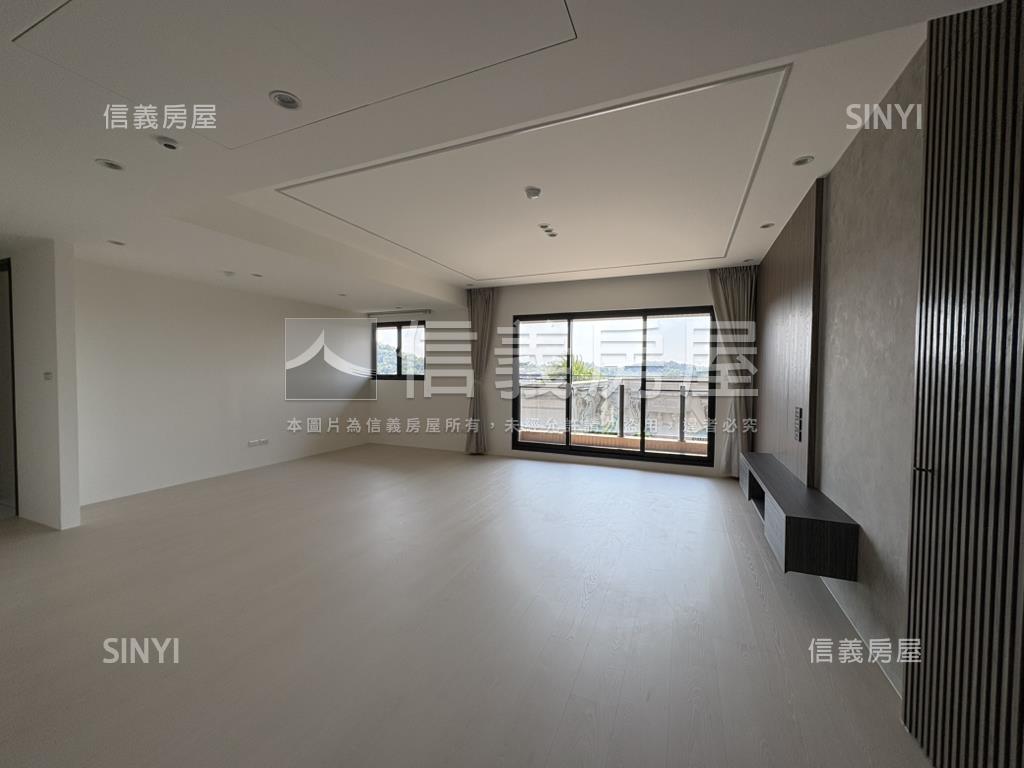 美麗山林輝煌大３房房屋室內格局與周邊環境