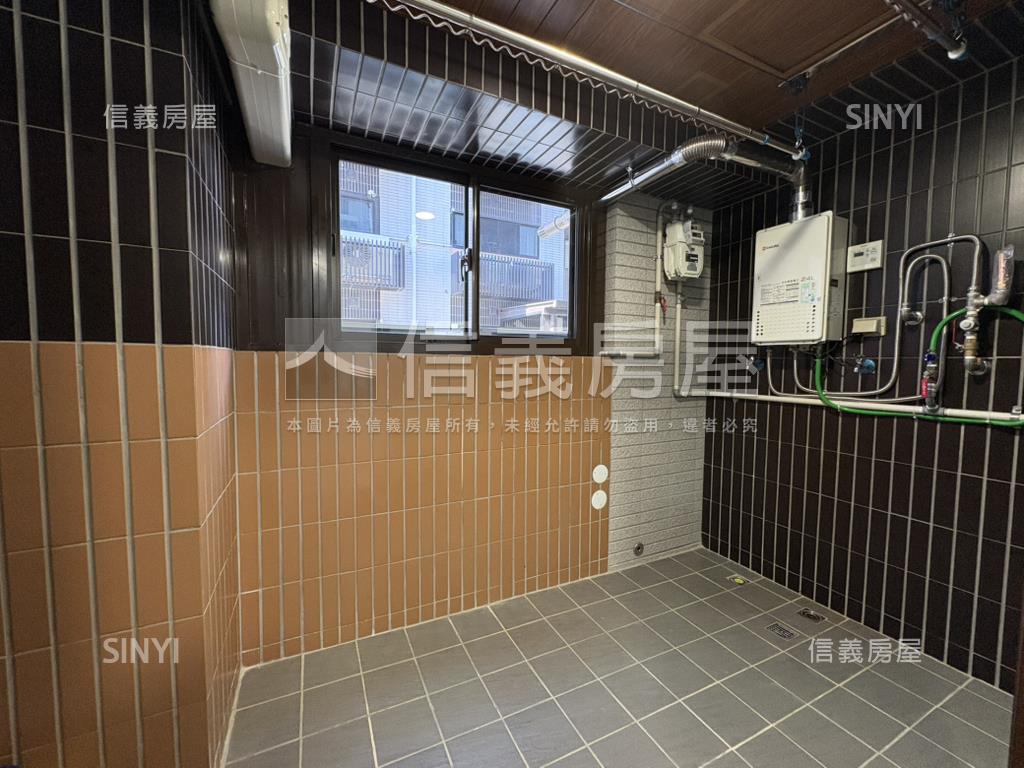 美麗山林輝煌大３房房屋室內格局與周邊環境