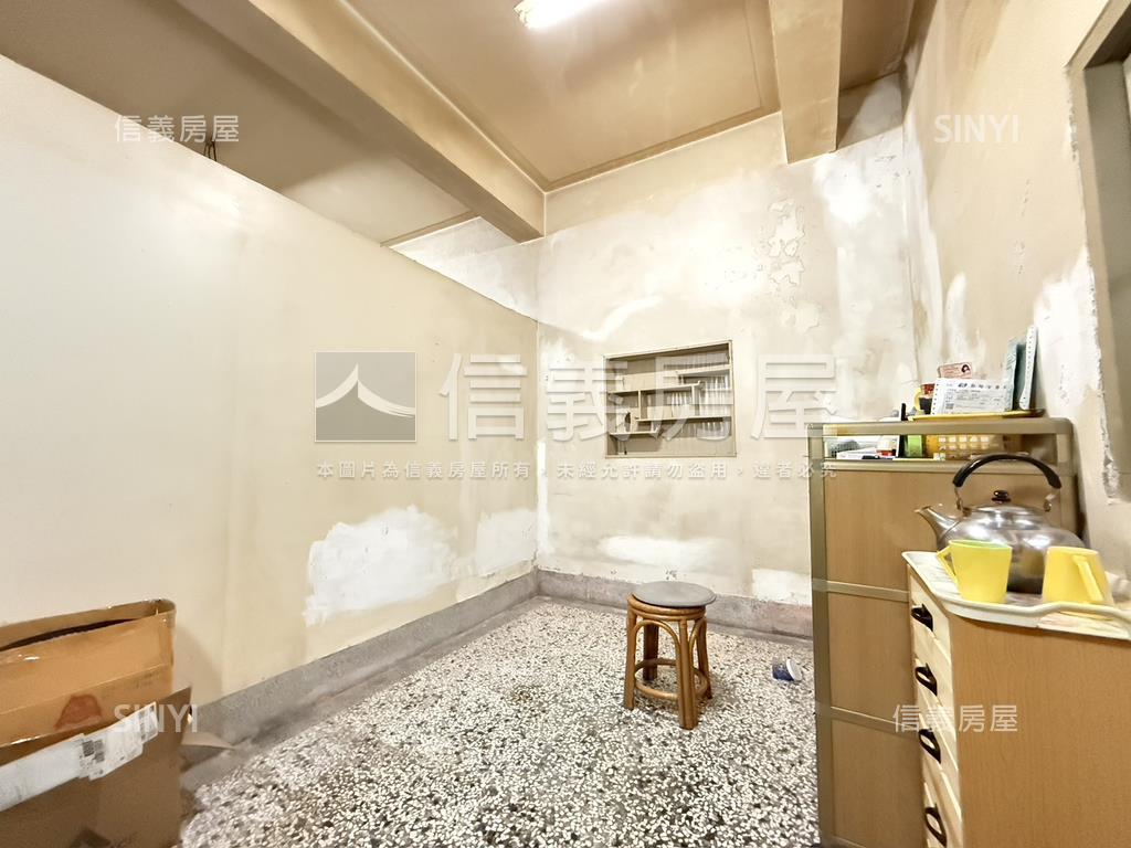 中西區前後臨路美透房屋室內格局與周邊環境