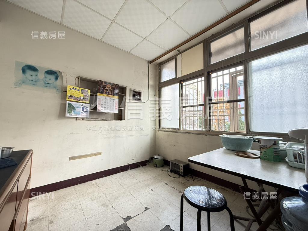 中西區前後臨路美透房屋室內格局與周邊環境