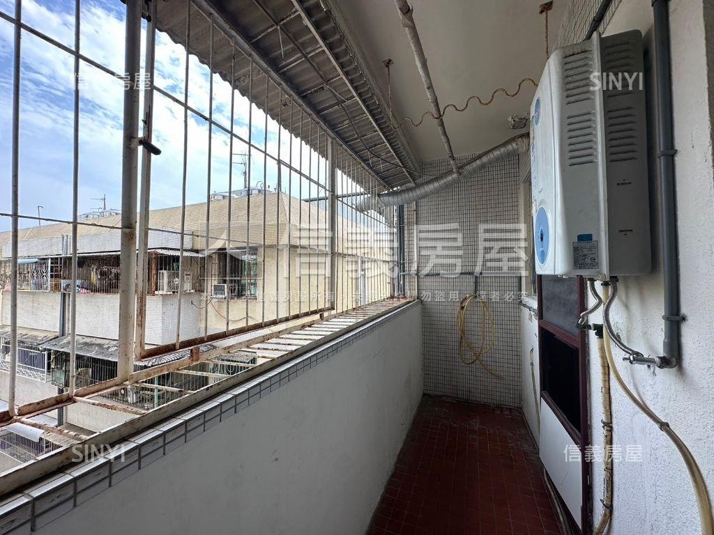 東區搶手三房有電梯房屋室內格局與周邊環境