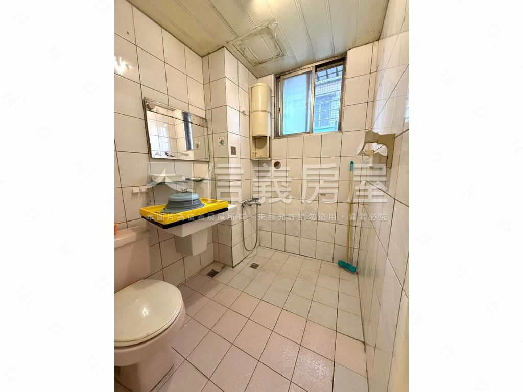 邊間滿庭芳明亮三房房屋室內格局與周邊環境