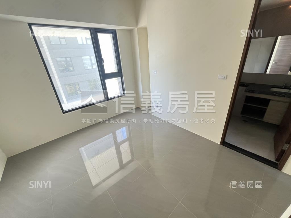 大景首席三房平車房屋室內格局與周邊環境