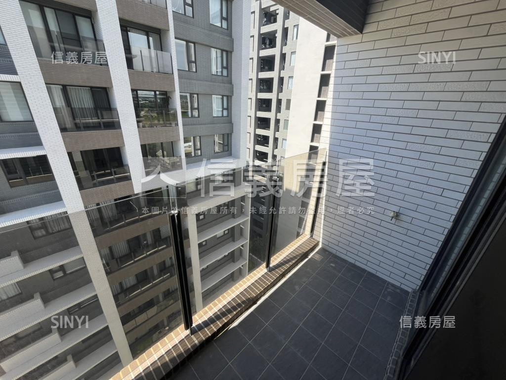 大景首席三房平車房屋室內格局與周邊環境