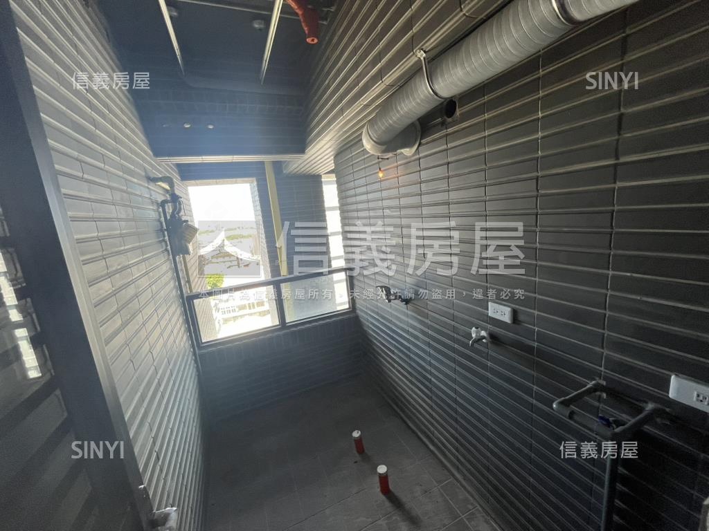 大景首席三房平車房屋室內格局與周邊環境