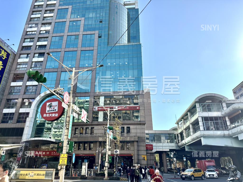 大安捷運附中設籍復興豪華房屋室內格局與周邊環境