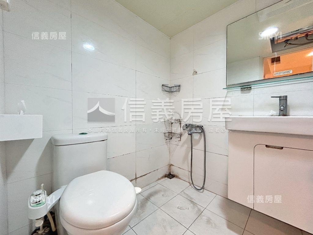 ＬＶ星鑽．後棟安靜明亮優房屋室內格局與周邊環境