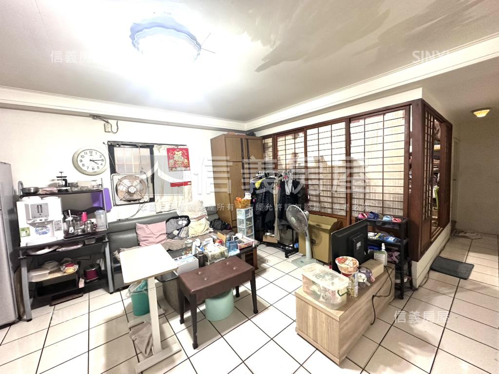 城市之上稀有美寓房屋室內格局與周邊環境