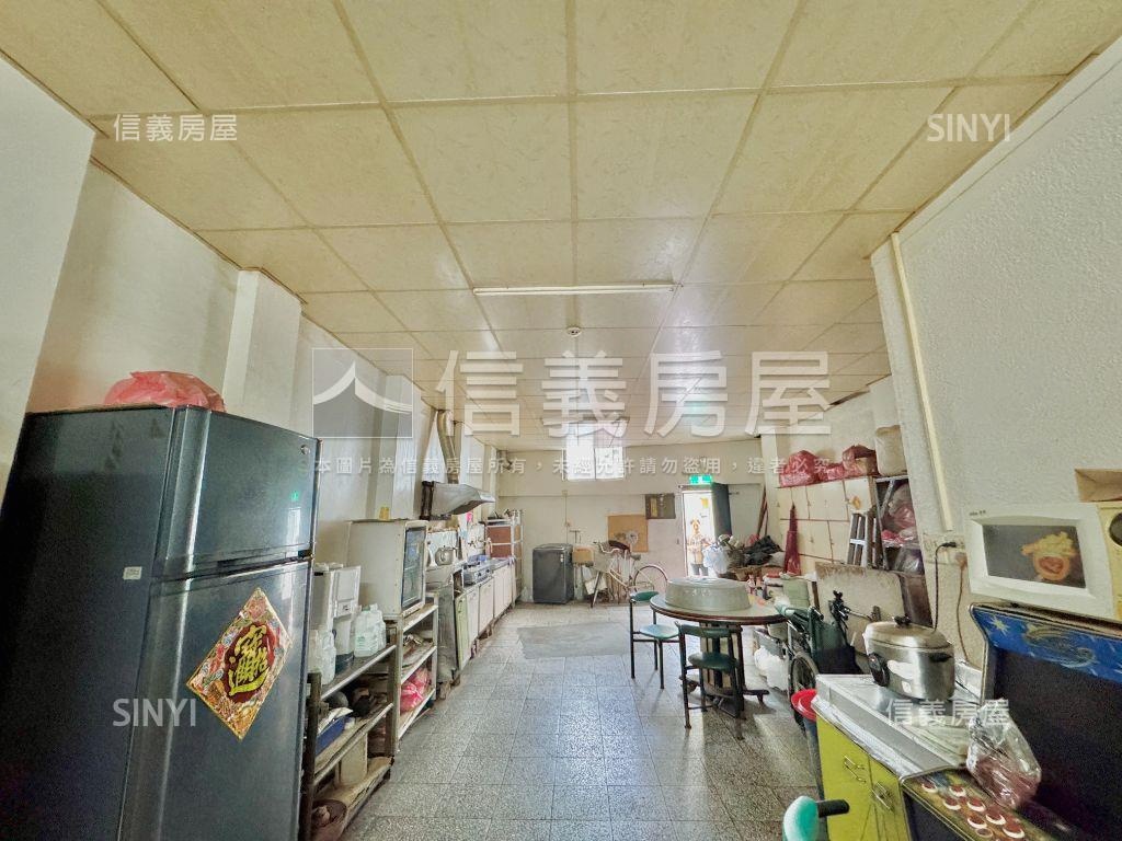 近奇美大地坪前後進出店面房屋室內格局與周邊環境