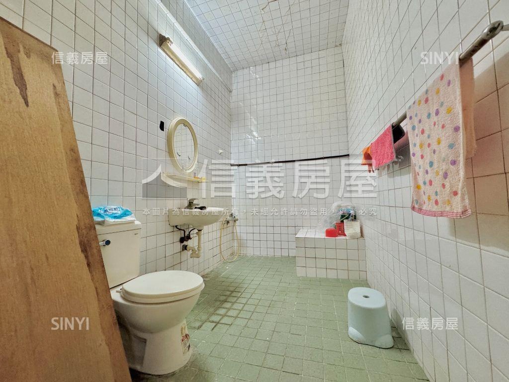 近奇美大地坪前後進出店面房屋室內格局與周邊環境