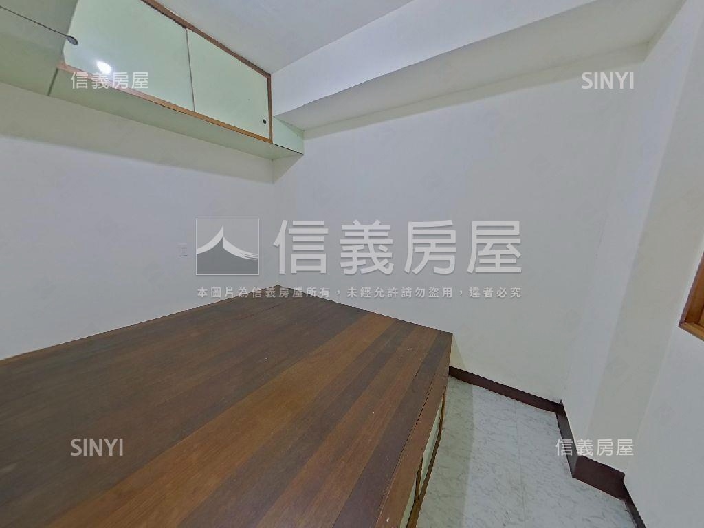 滿平二街公寓二樓房屋室內格局與周邊環境