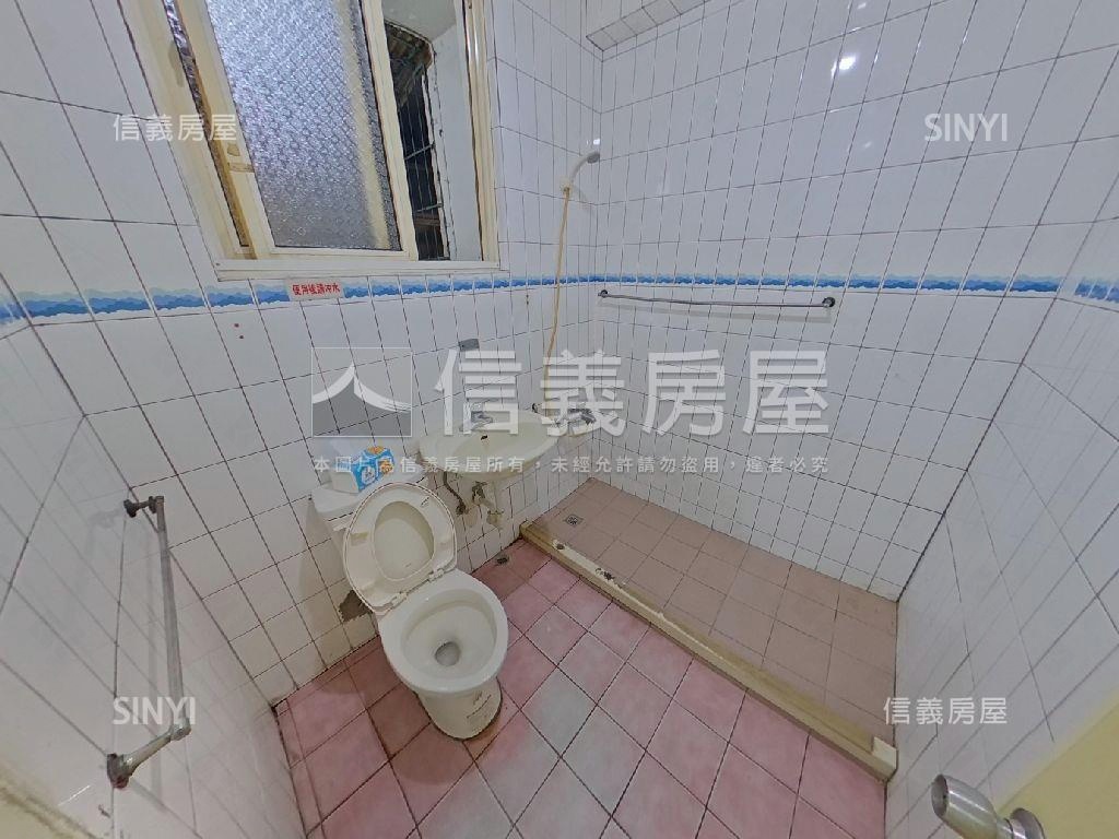 滿平二街公寓二樓房屋室內格局與周邊環境