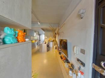 市府遠眺微風捷運美妝空間