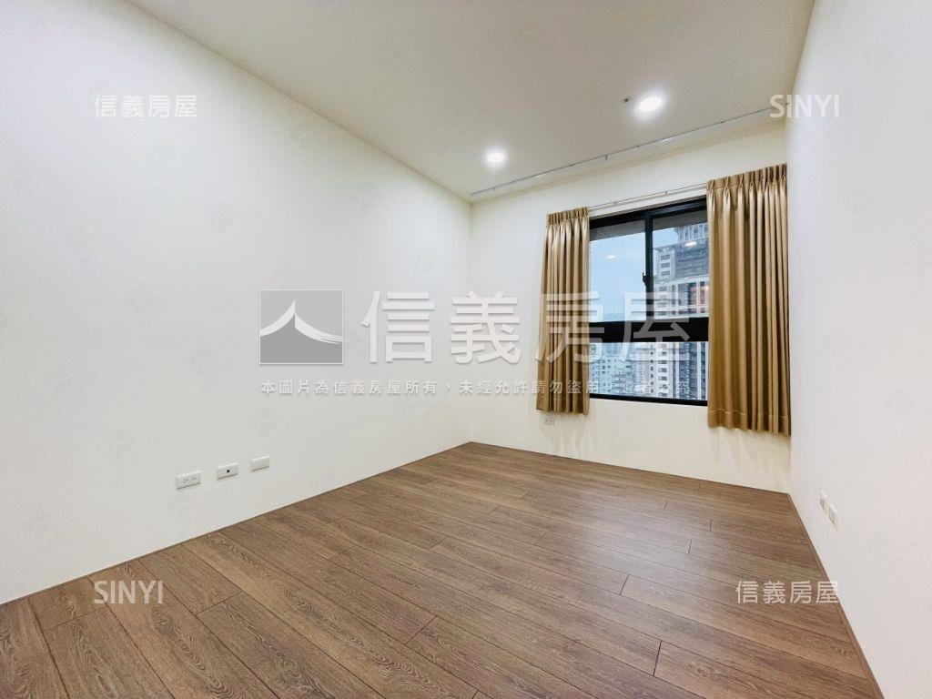富宇世界之匯三房雙平車！房屋室內格局與周邊環境