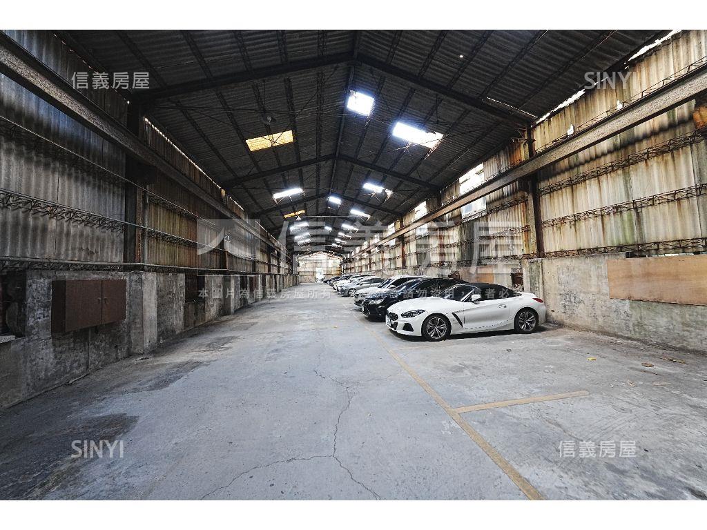 新莊中正路１４６０坪乙工房屋室內格局與周邊環境