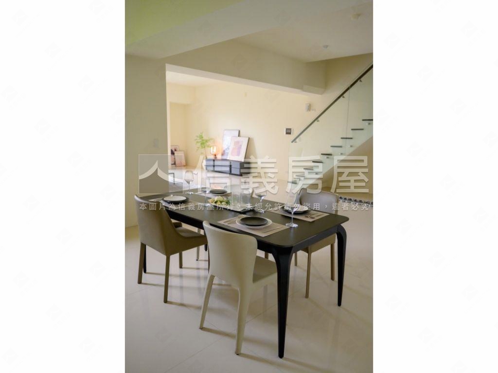 草悟道豪邸立彩璞御房屋室內格局與周邊環境