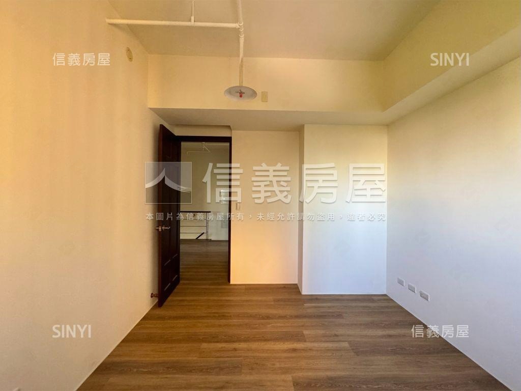 草悟道豪邸立彩璞御房屋室內格局與周邊環境