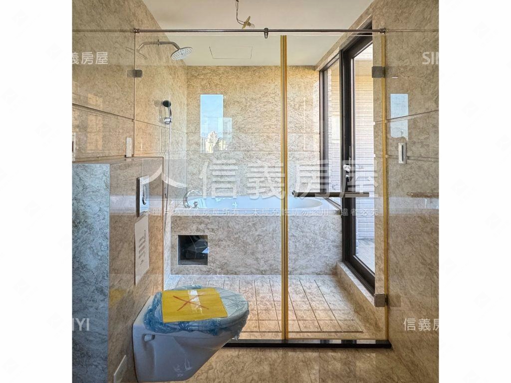 草悟道豪邸立彩璞御房屋室內格局與周邊環境