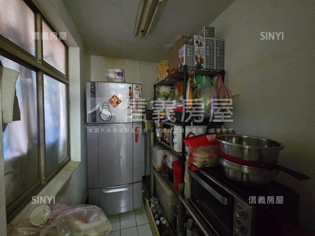 社中明亮美屋房屋室內格局與周邊環境