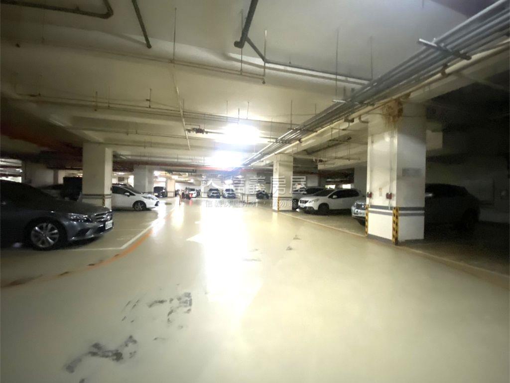 總太居易漂亮三房平車房屋室內格局與周邊環境
