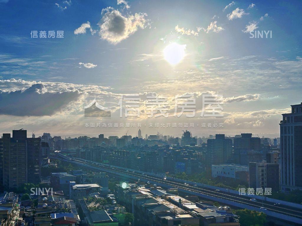 精緻Ｉｃｏｍｅ帶平面車位房屋室內格局與周邊環境