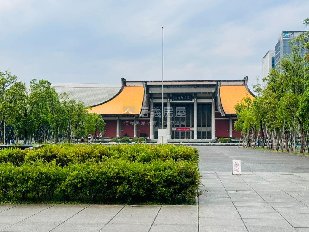 預售仁愛玉璽３樓Ｂ戶房屋室內格局與周邊環境