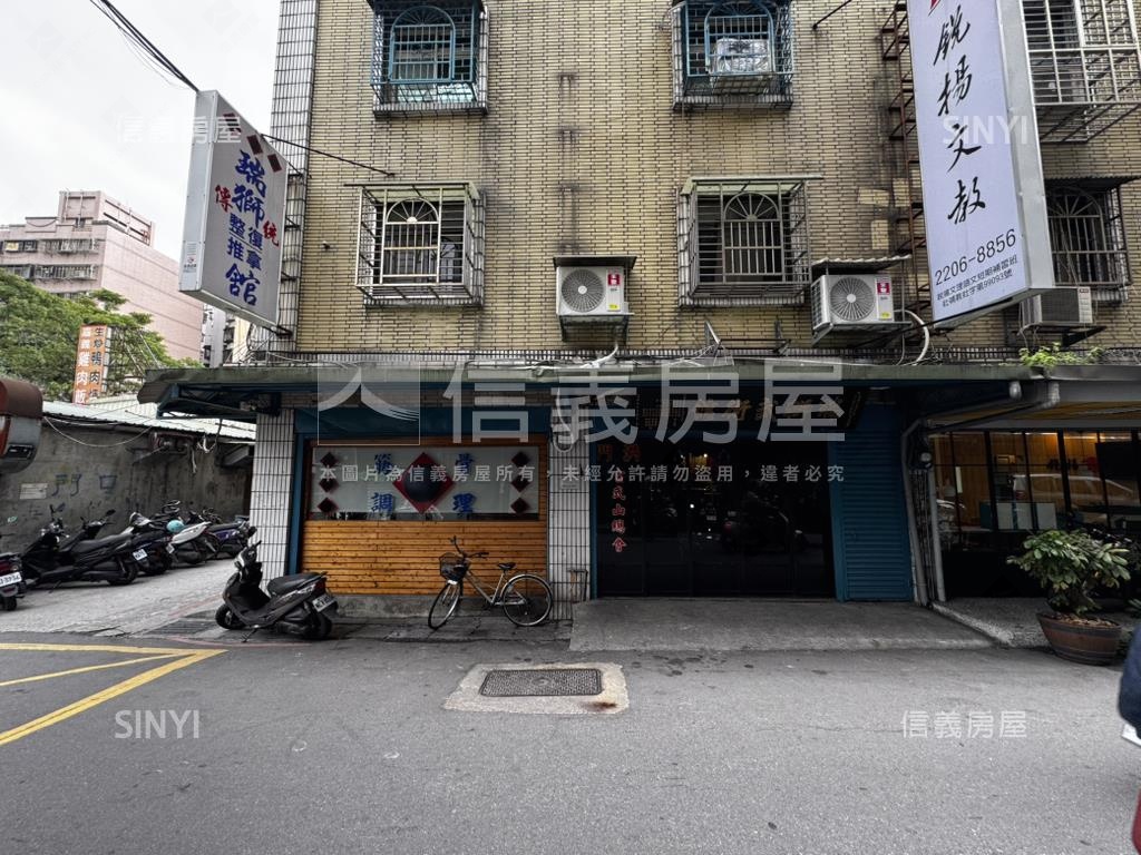 四維市場邊間黃金店面房屋室內格局與周邊環境