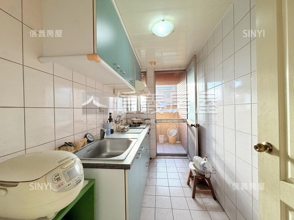 永安松廈四房有車位房屋室內格局與周邊環境