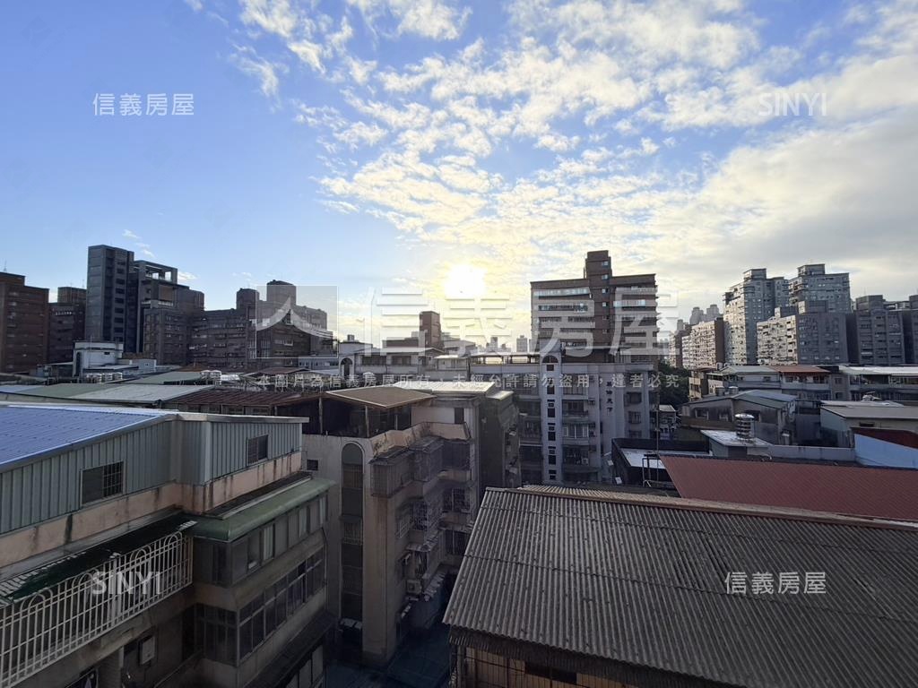 永安松廈四房有車位房屋室內格局與周邊環境