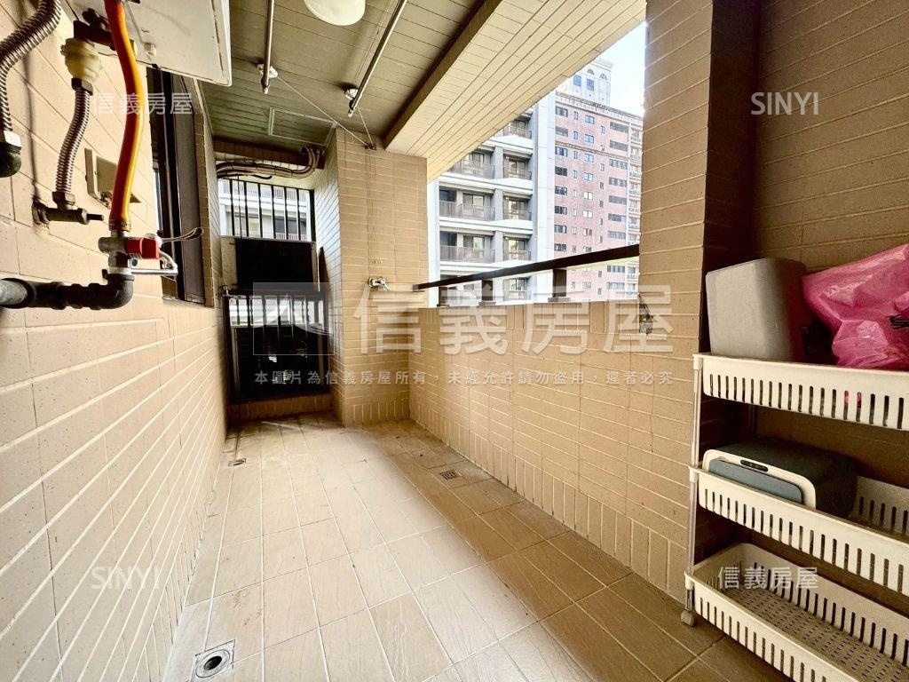 八擴遠雄艾菲爾三房車位房屋室內格局與周邊環境