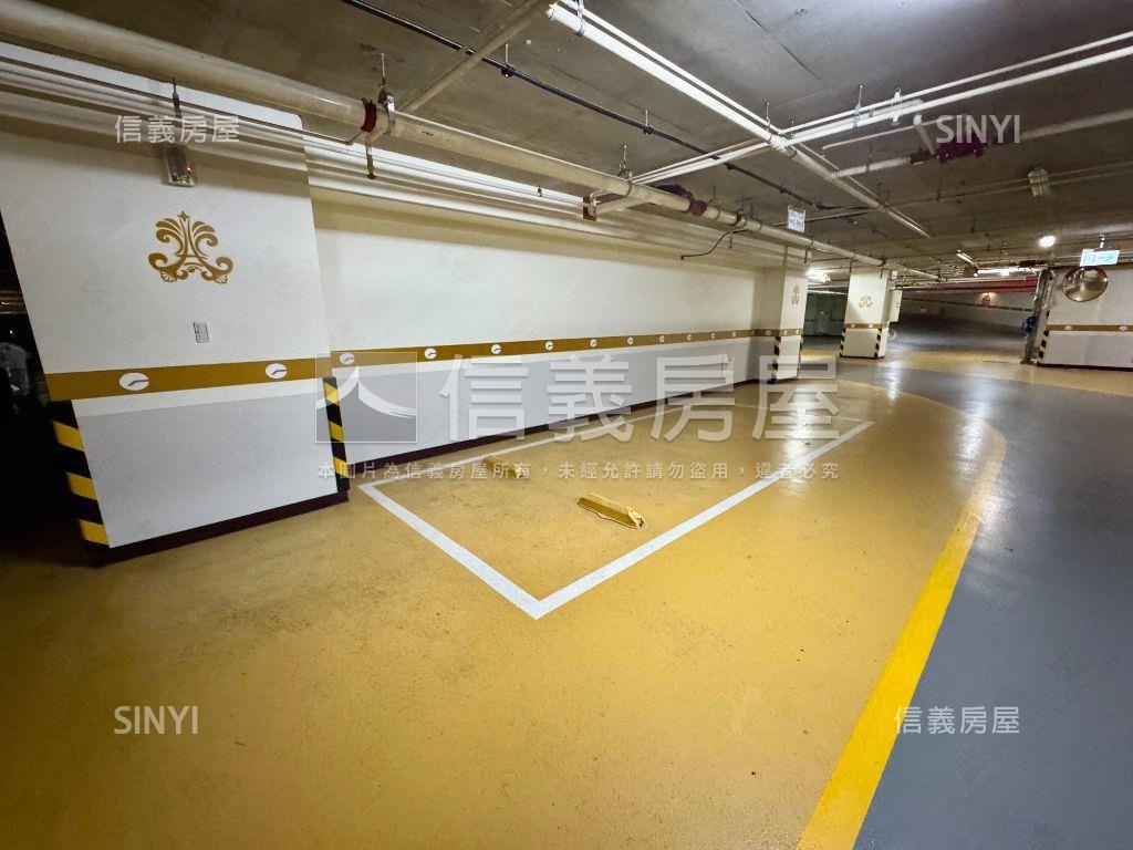 八擴遠雄艾菲爾三房車位房屋室內格局與周邊環境