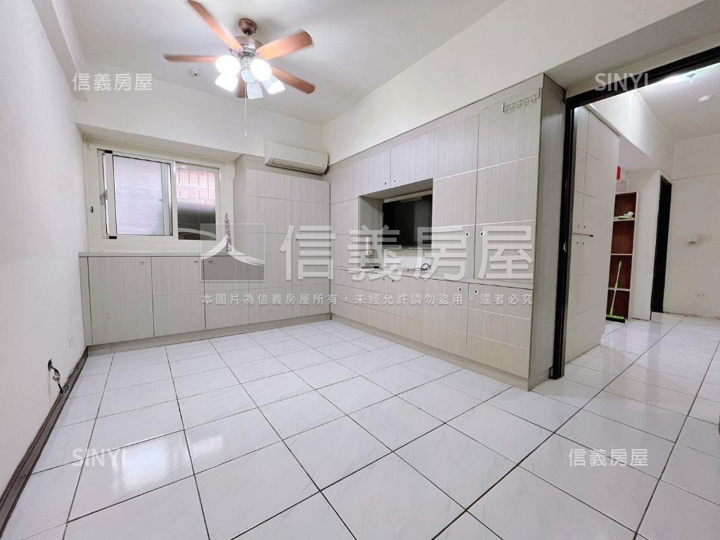 近好市多榮興商圈３＋１房屋室內格局與周邊環境