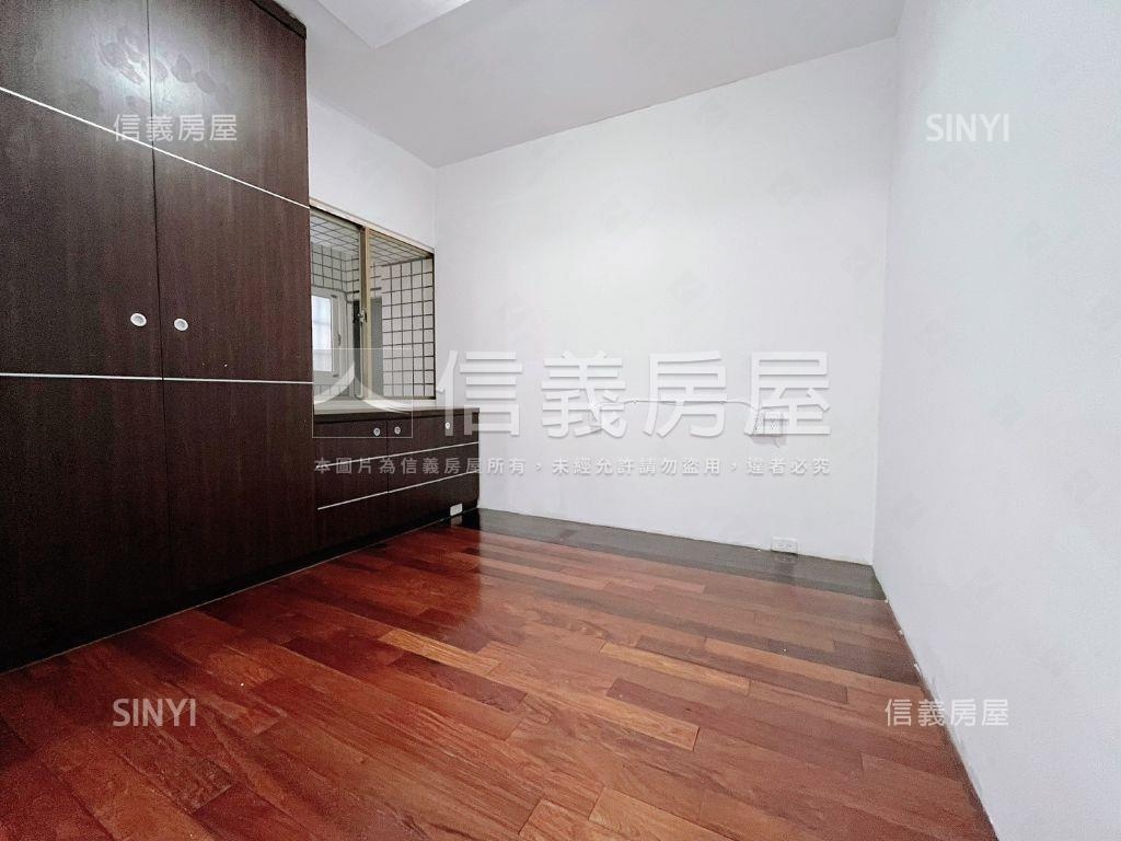近好市多榮興商圈３＋１房屋室內格局與周邊環境