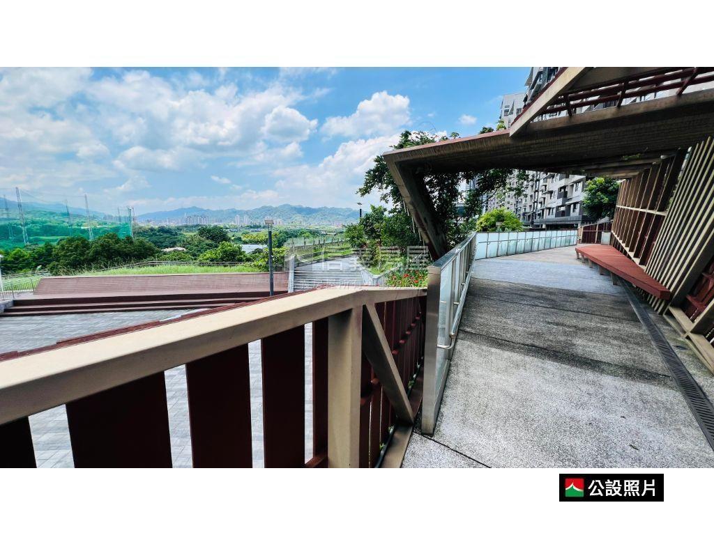 專任美河市稀有庭院戶房屋室內格局與周邊環境