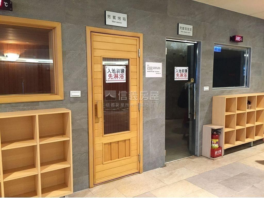 專任美河市稀有庭院戶房屋室內格局與周邊環境
