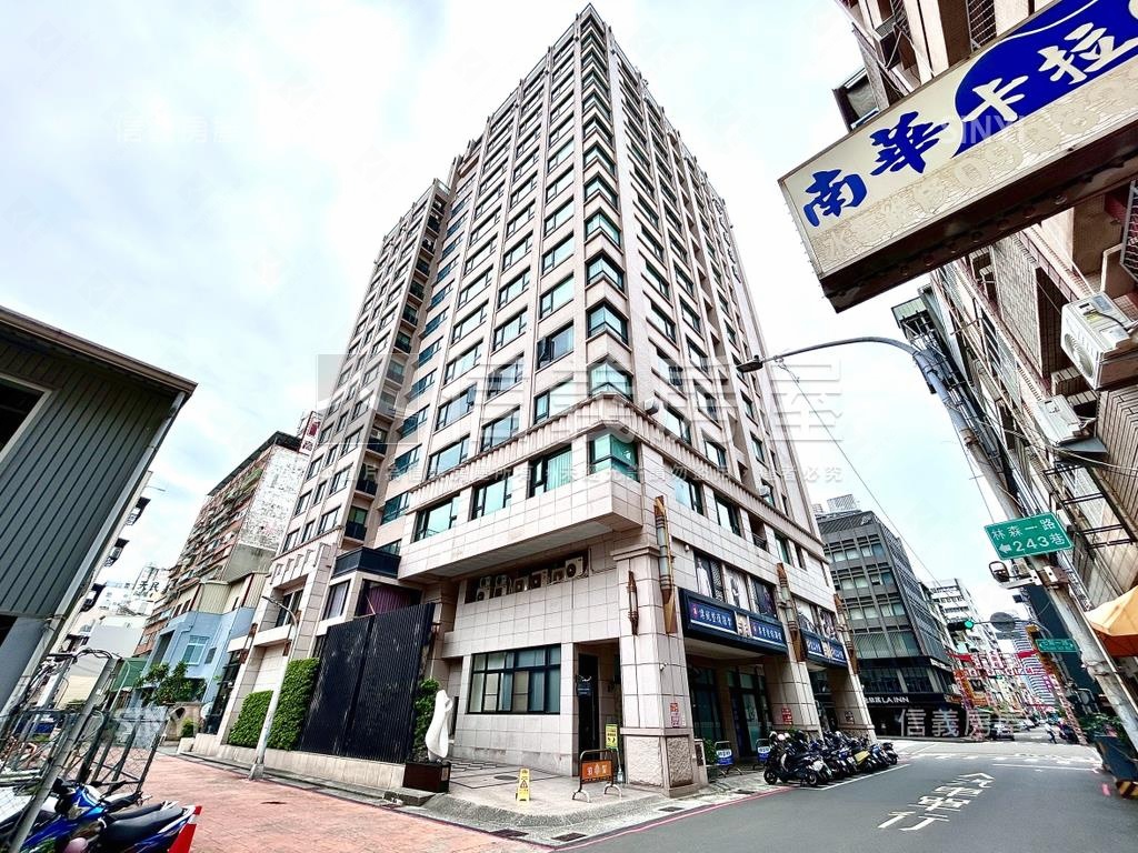 領賢尊榮大三房房屋室內格局與周邊環境