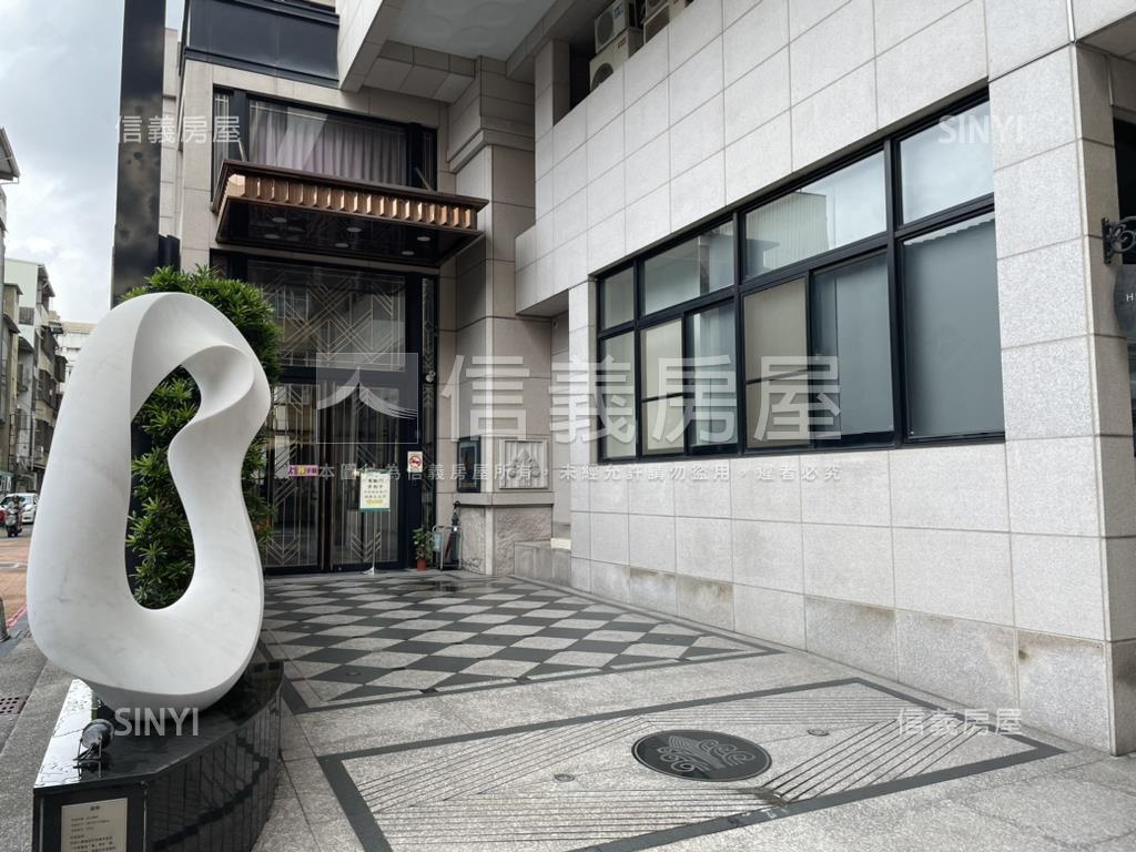 領賢尊榮大三房房屋室內格局與周邊環境